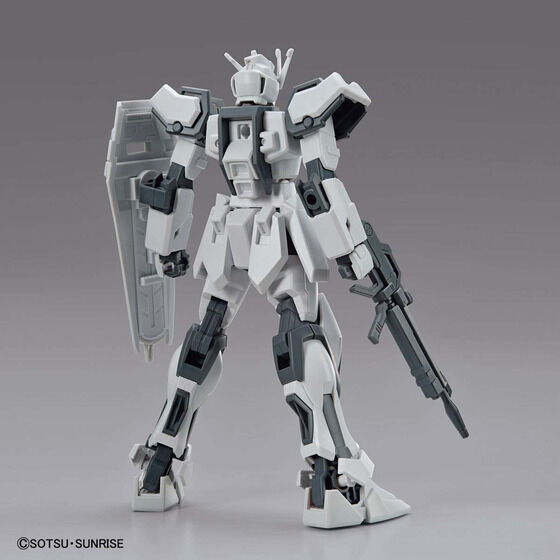 ENTRY GRADE 1/144 THE GUNDAM BASE LIMITED STRIKE GUNDAM [PAINTING MODEL] Official 02