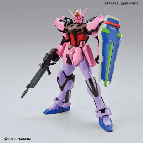 ENTRY GRADE 1/144 THE GUNDAM BASE LIMITED STRIKE GUNDAM [PAINTING MODEL] Official 04