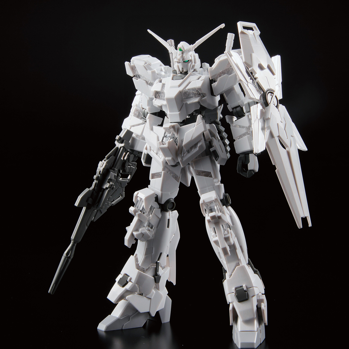 HG 1/144 THE GUNDAM BASE LIMITED UNICORN GUNDAM(PAINTING MODEL) thumbnail 7