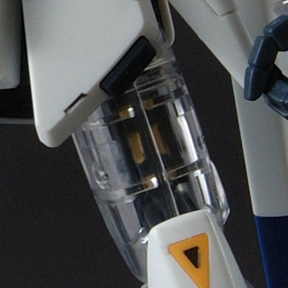 MG 1/100 ガンダムF91(プラスクリア外装) thumbnail 5