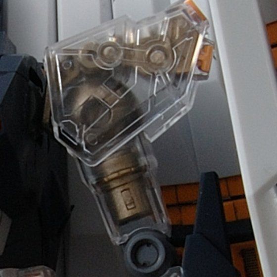 MG 1/100 RX-93 νガンダム(プラスクリア外装) thumbnail 2