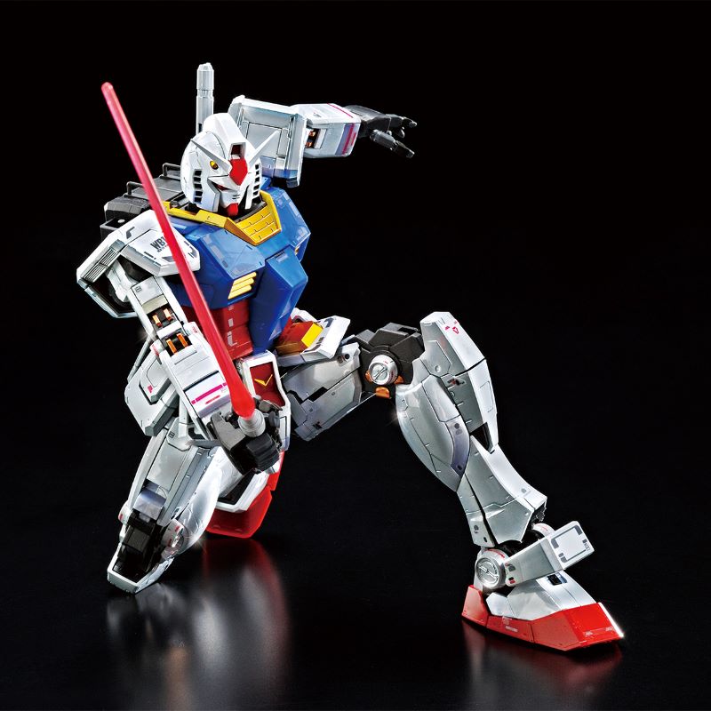 MG 1/100 THE GUNDAM BASE LIMITED RX-78-2 GUNDAM Ver.3.0 [TITANIUM FINISH] Official 08