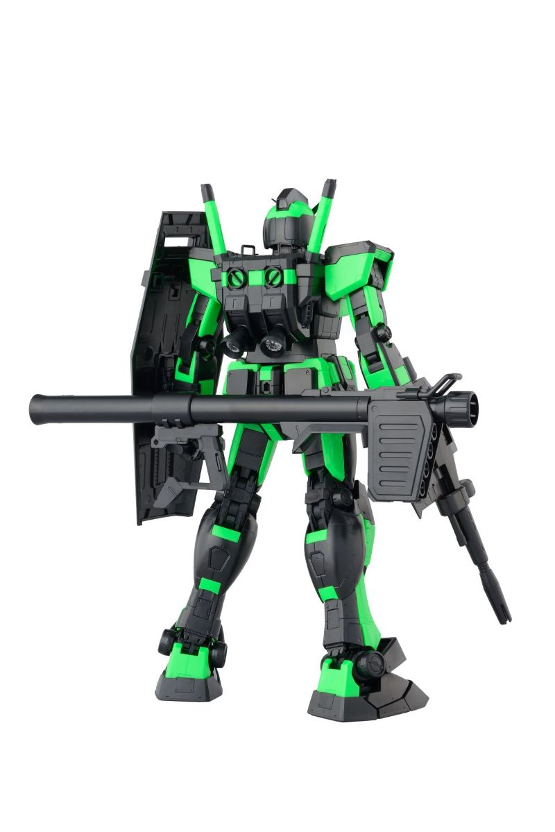 MG 1/100 RX-78-2 GUNDAM Ver.3.0 [RECIRCULATION COLOR/NEON GREEN] thumbnail 6