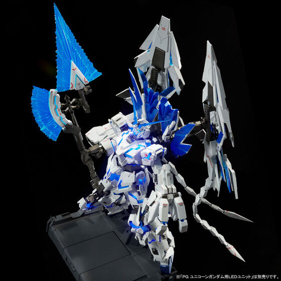 PG 1/60 UNICORN GUNDAM PERFECTIBILITY Gallery 08