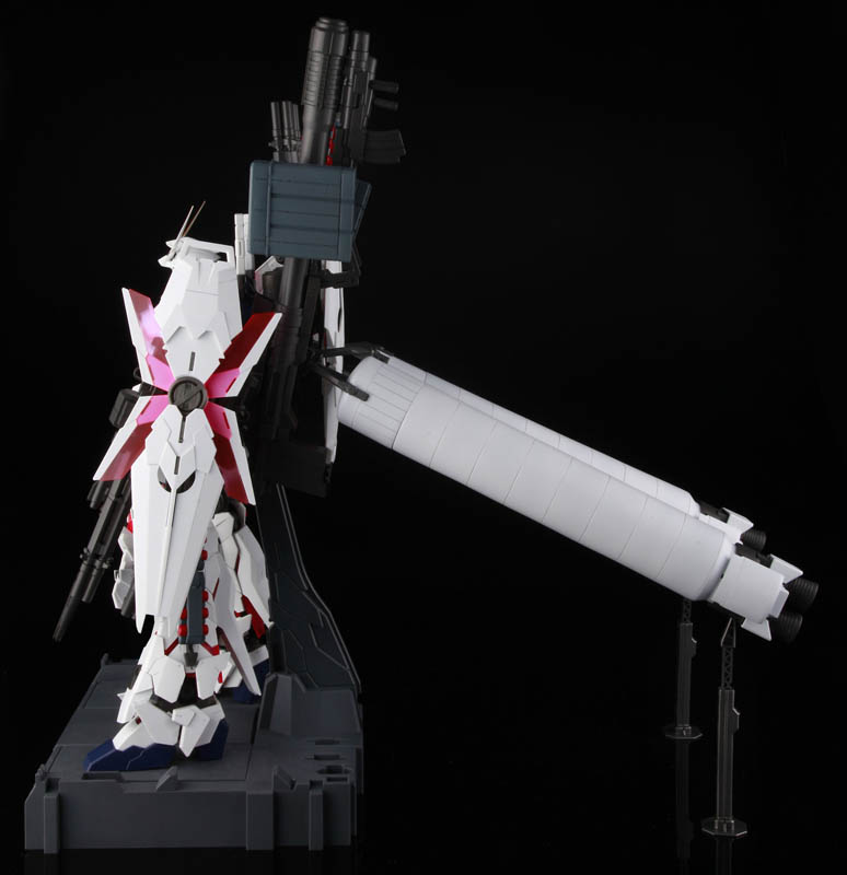PG 1/60 FULL ARMOR EXPANSION UNIT FOR UNICORN GUNDAM thumbnail 8