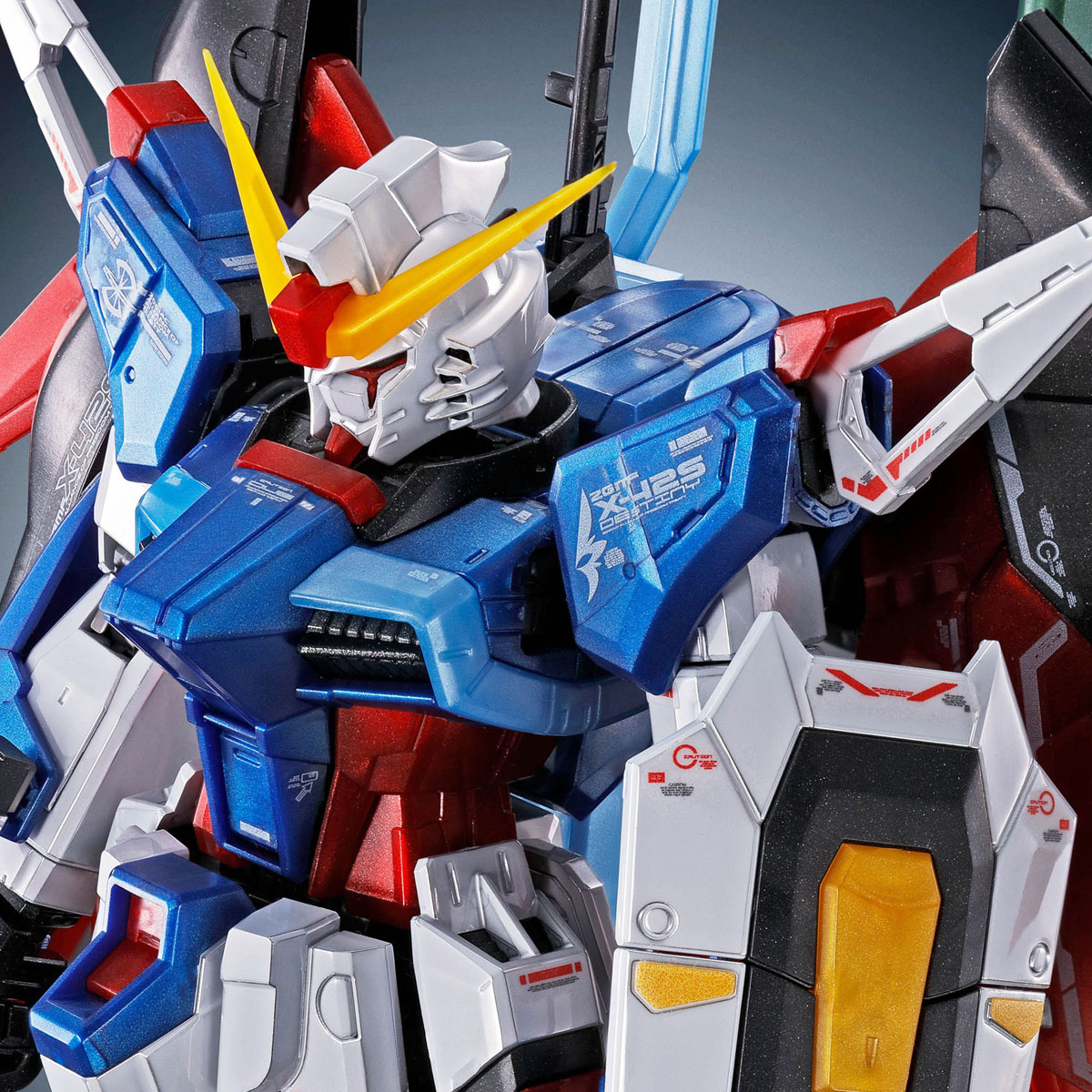RG 1/144 ZGMF-X42S デスティニーガンダム Product photo