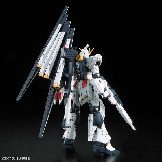 RG 1/144 ν GUNDAM thumbnail 2