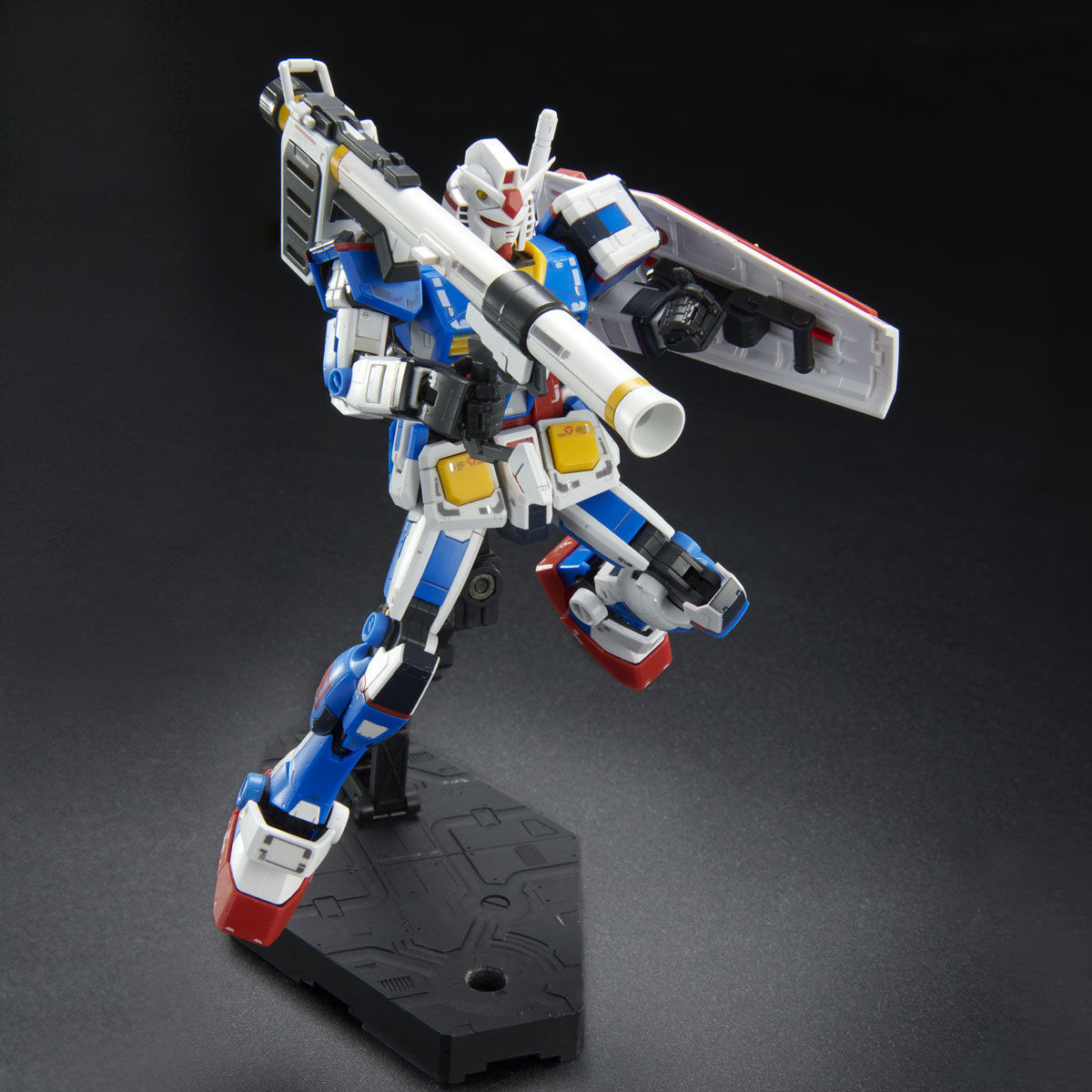 RG 1/144 RX-78-2 GUNDAM (TEAM BRIGHT CUSTOM) thumbnail 6