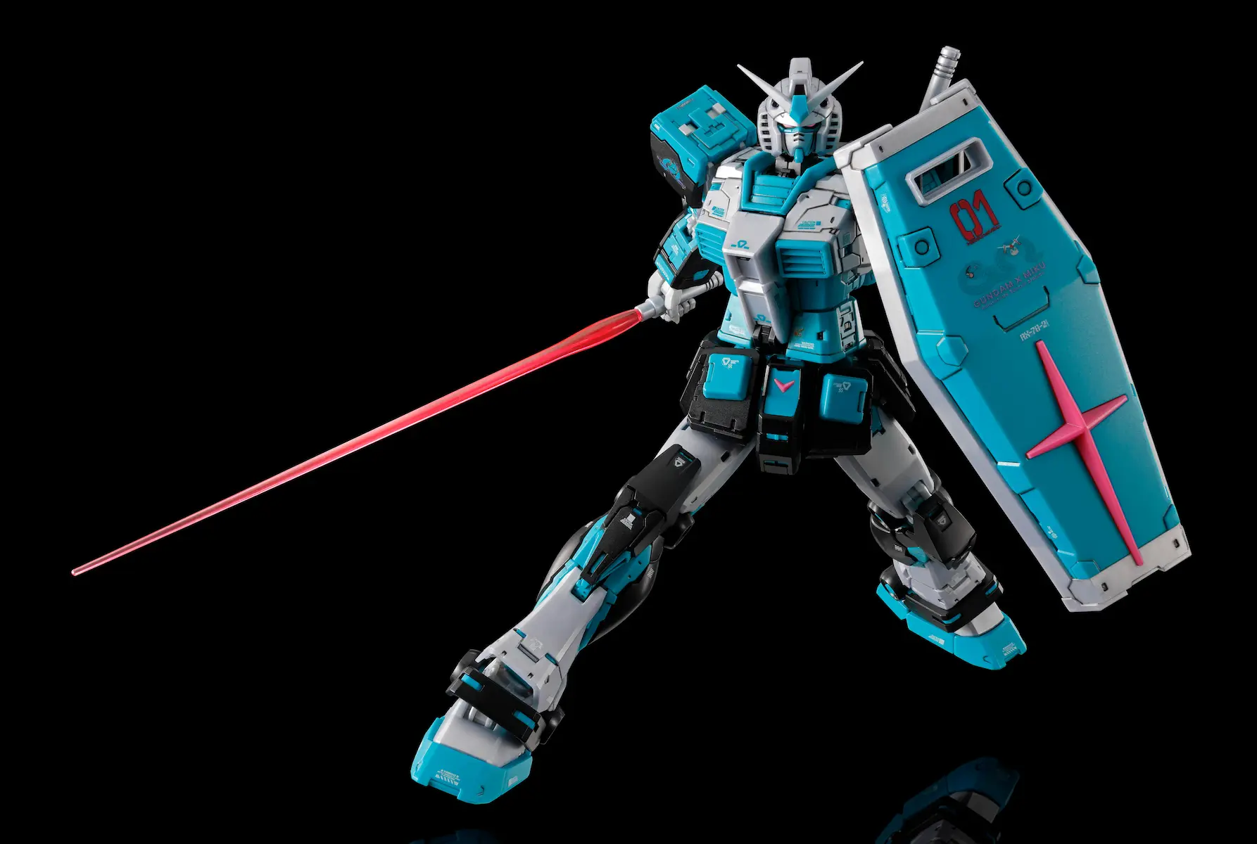 RG 1/144 RX-78-2 ガンダム Ver.2.0 [初音ミクVer.] Official 16