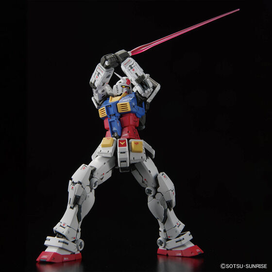 RG 1/144 RX-78-2 GUNDAM Ver.2.0 thumbnail 3