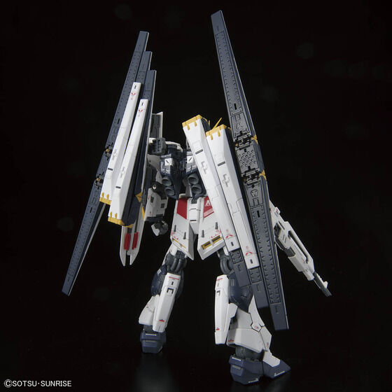 RG 1/144 Nu GUNDAM(DOUBLE FIN FUNNEL TYPE) Official 02